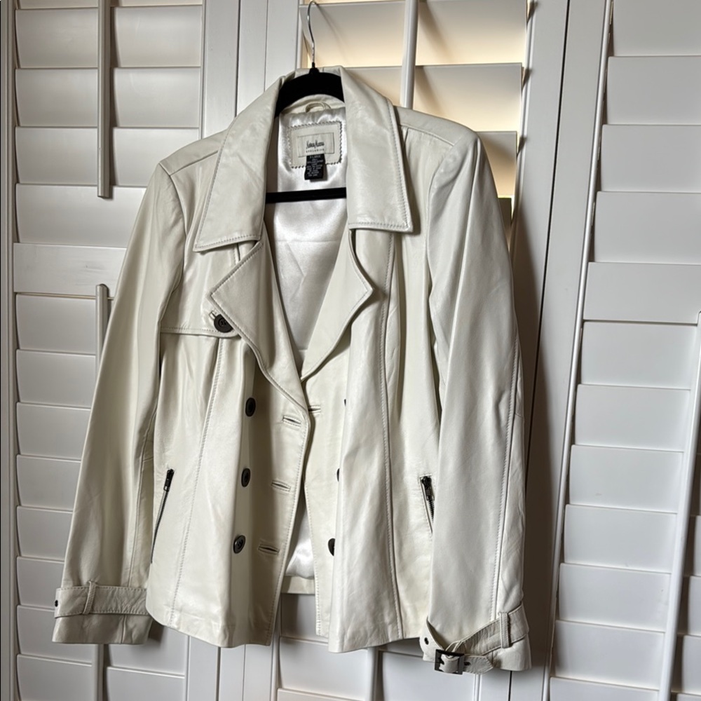 White Double-Breasted Jacket lamb leather